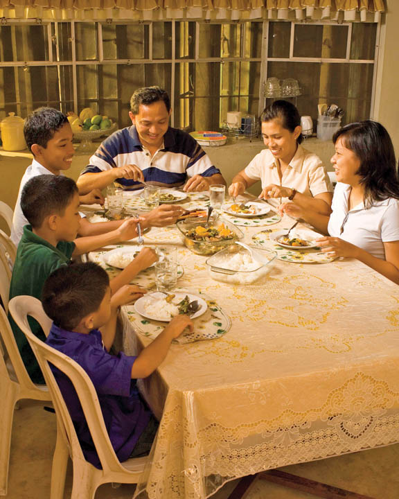 Around The Kitchen Table: Families Communicating Together